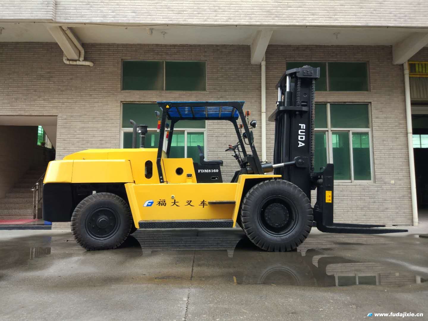 福大16吨平衡重式内燃叉车FDM8160